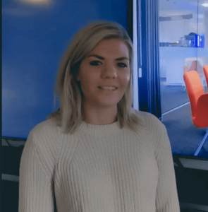 Rebecka berättar om konferensrum